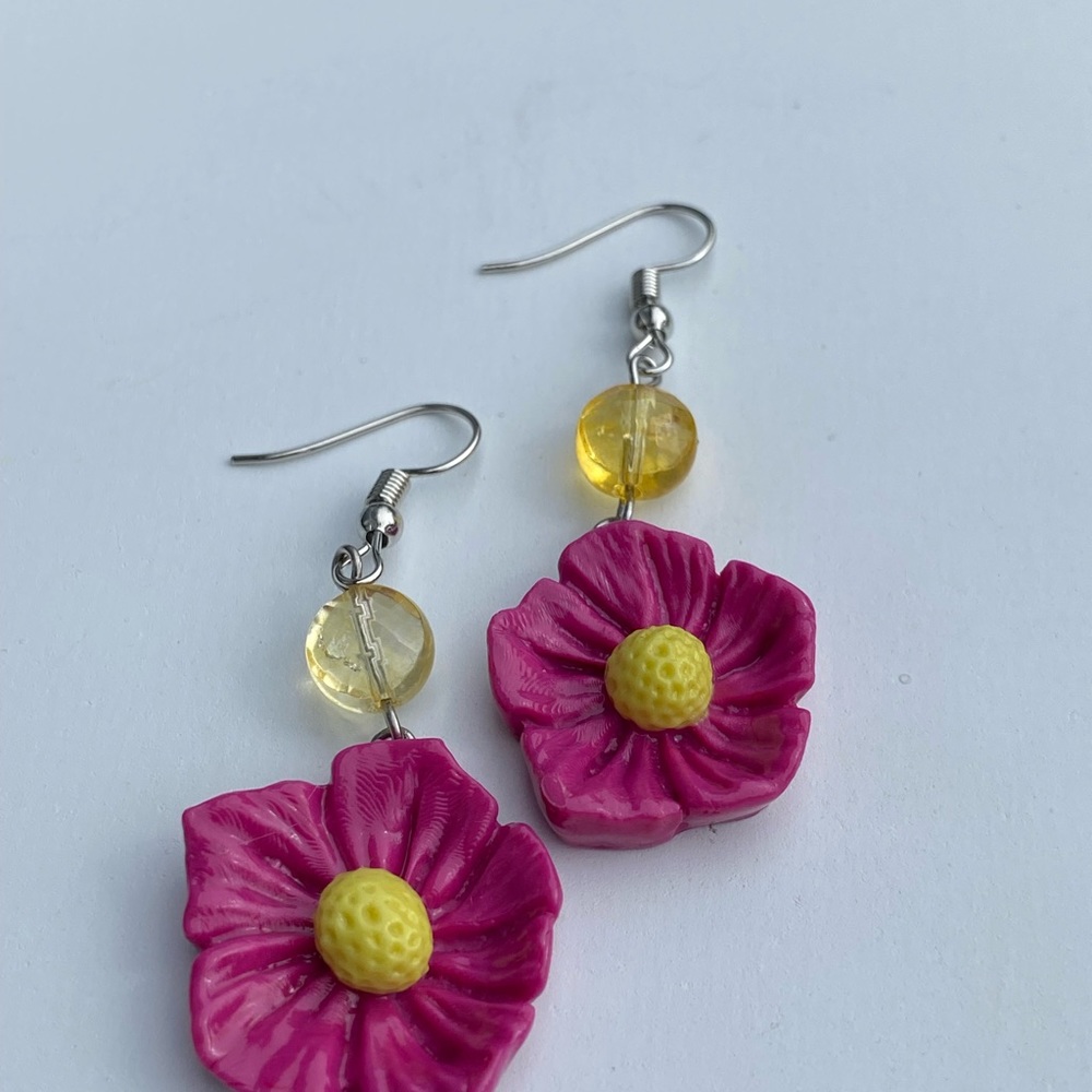 Faceted Citrine | Handcrafted Polymer Clay Flower Earrings